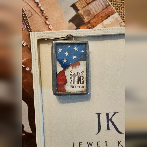 Jewel Kade Silver Star Pendant with Red and White Background - Picture 4 of 4